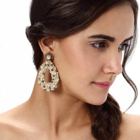 Arabella Earrings | Deepa Gurnani - Picture 1 of 2